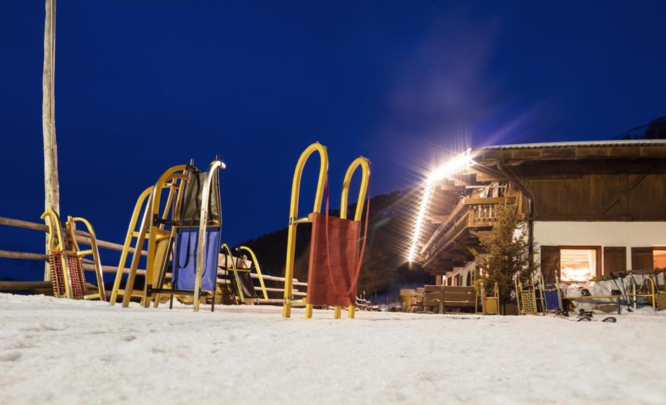 Night tobogganing