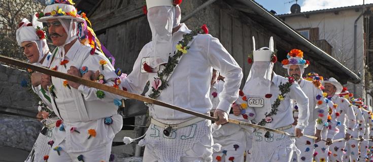 Traditionelles Zusslrennen