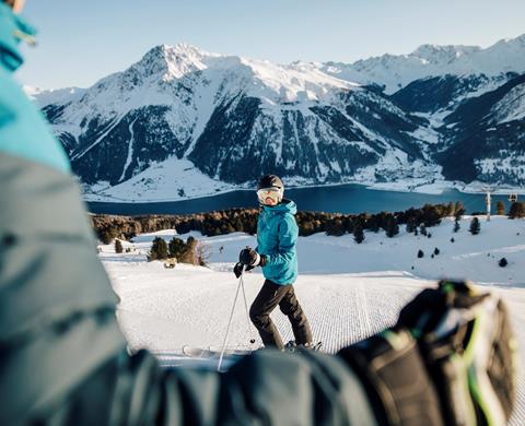 benjamin-pfitscher-skifahren-schöneben-zwei-länder-skiarena-idm07954bepf